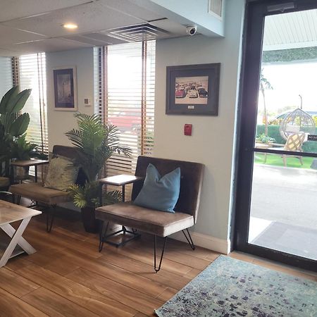 Beachside Hotel - Daytona Beach Shores Дейтона-Бич-Шорс Экстерьер фото