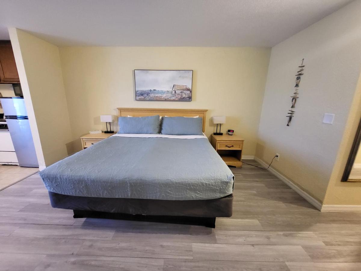 Beachside Hotel - Daytona Beach Shores Дейтона-Бич-Шорс Экстерьер фото