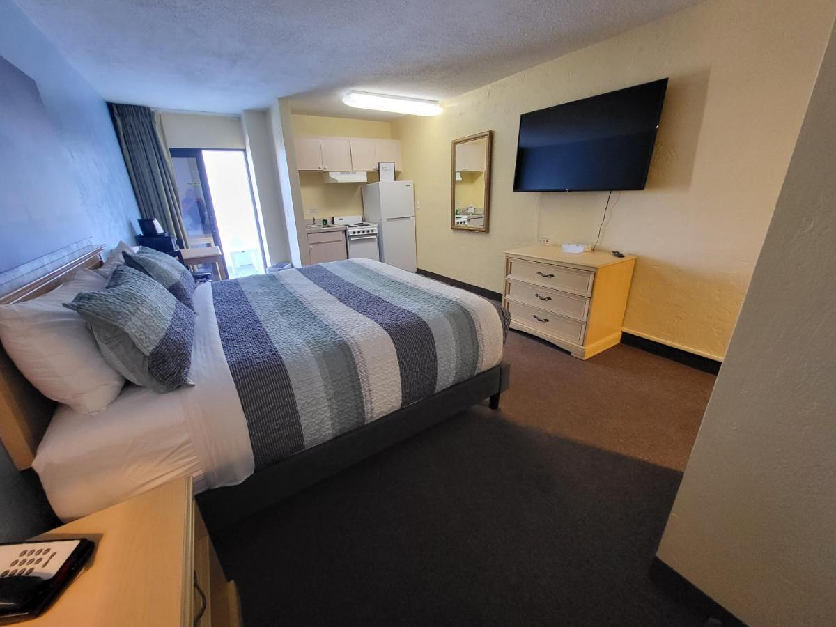 Beachside Hotel - Daytona Beach Shores Дейтона-Бич-Шорс Экстерьер фото