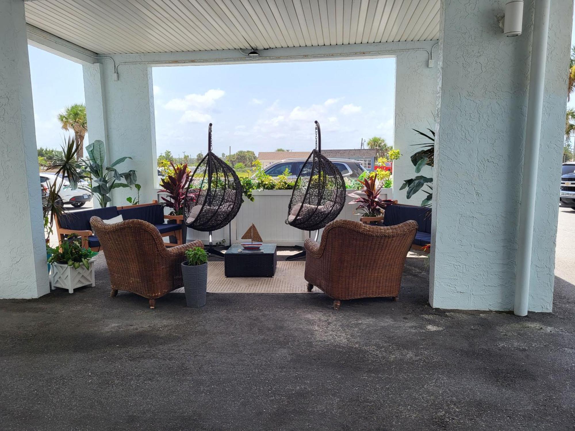 Beachside Hotel - Daytona Beach Shores Дейтона-Бич-Шорс Экстерьер фото
