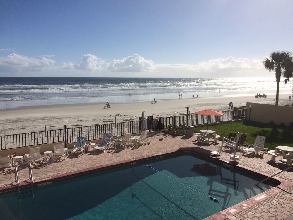 Beachside Hotel - Daytona Beach Shores Дейтона-Бич-Шорс Экстерьер фото