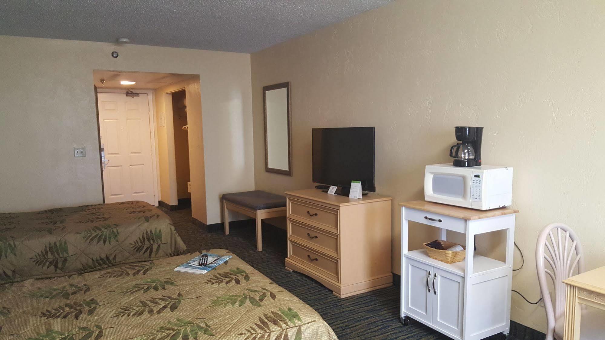 Beachside Hotel - Daytona Beach Shores Дейтона-Бич-Шорс Экстерьер фото