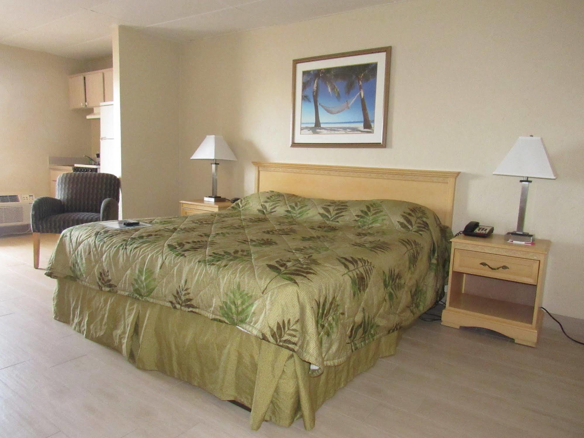 Beachside Hotel - Daytona Beach Shores Дейтона-Бич-Шорс Экстерьер фото